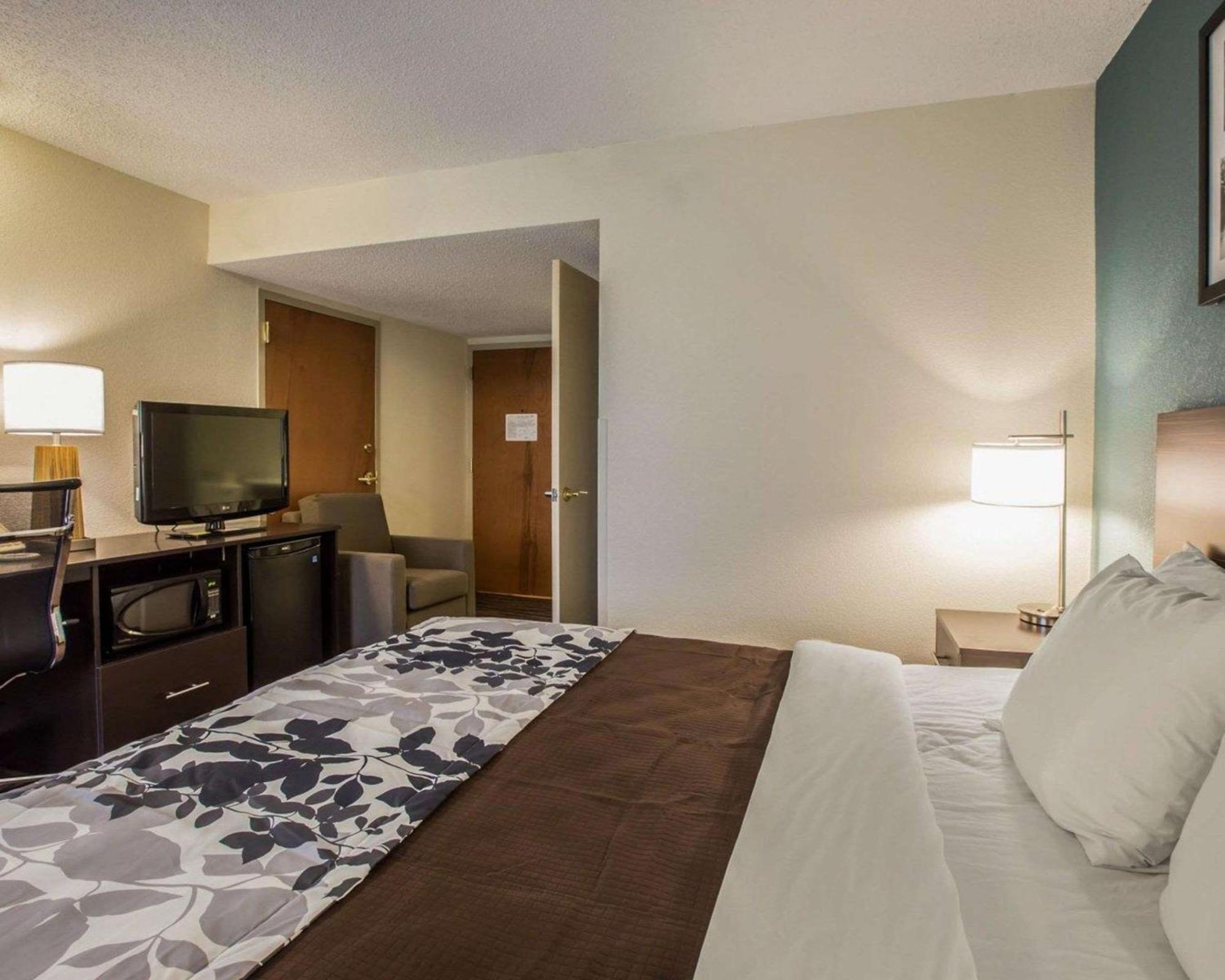 Sleep Inn Greensboro Airport Экстерьер фото