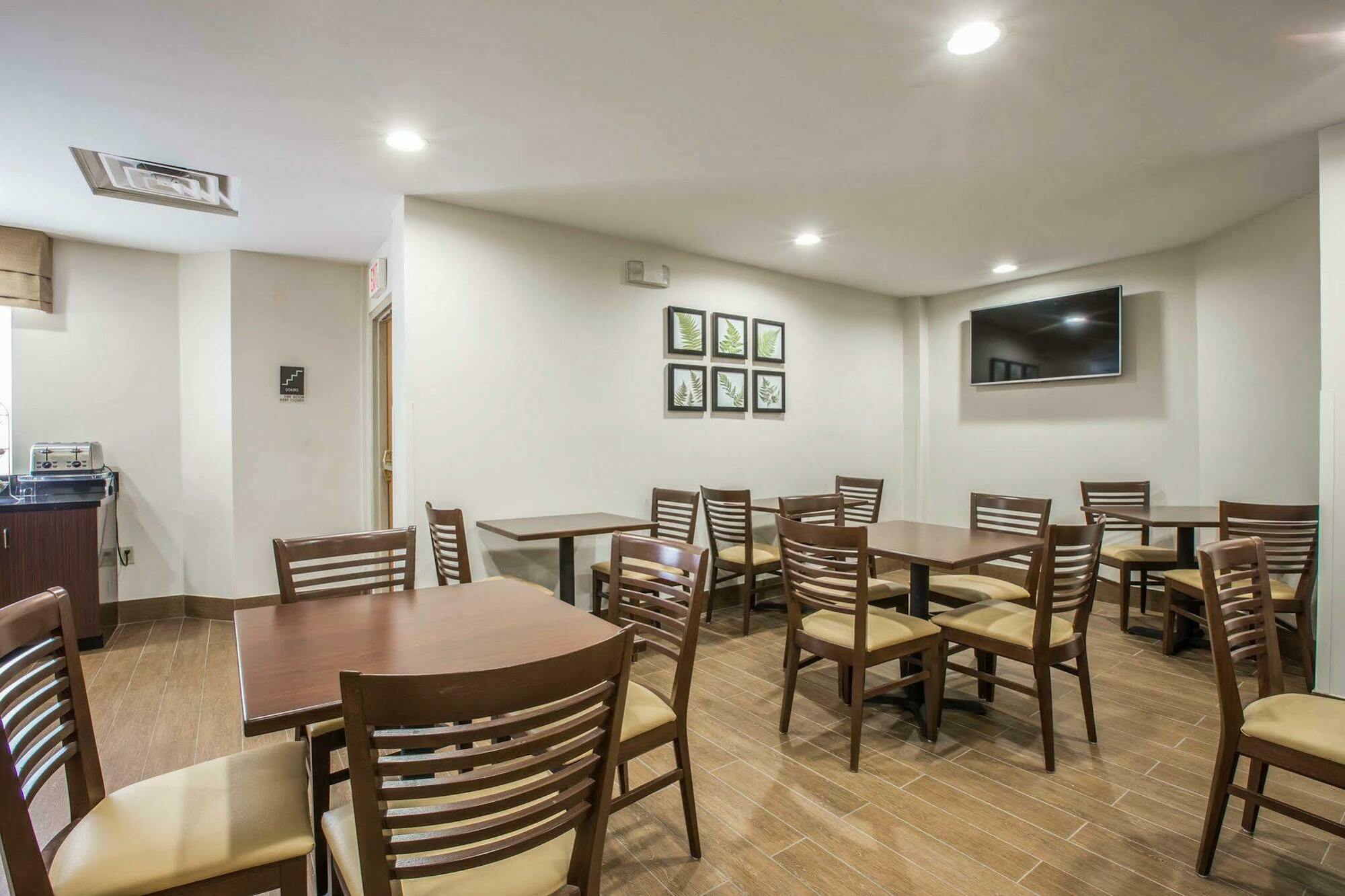 Sleep Inn Greensboro Airport Экстерьер фото