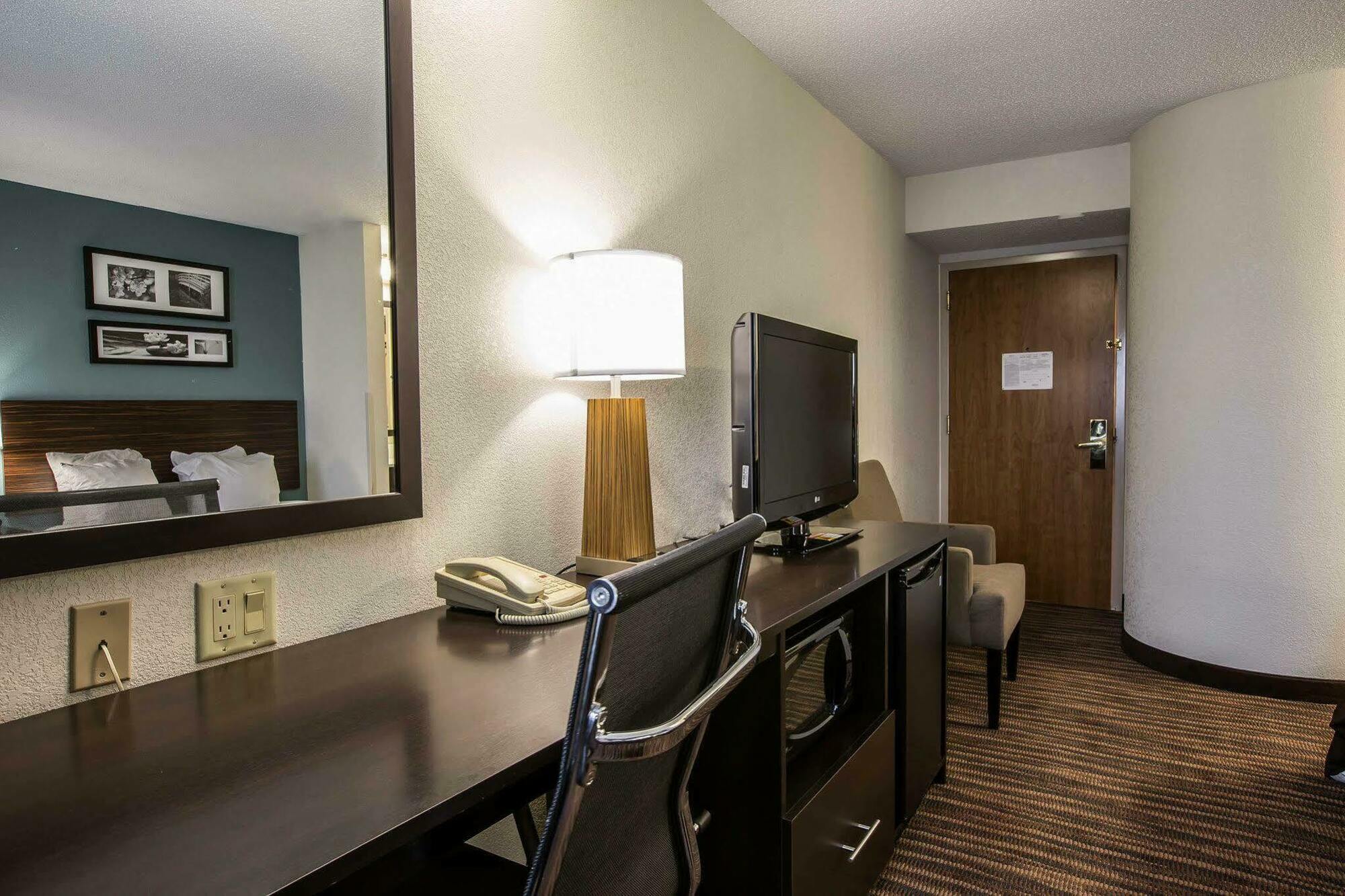 Sleep Inn Greensboro Airport Экстерьер фото